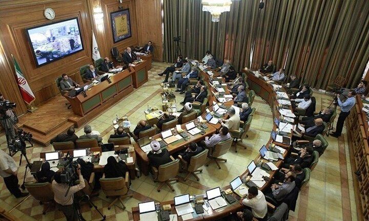 طی نامه‌ای به چمران مطرح شد: ‏‬اسامی مخالفان واردات اتوبوس‌های برقی اعلام شود+عکس